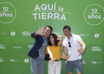 ‘AQUÍ LA TIERRA’ CELEBRA SU 10º ANIVERSARIO