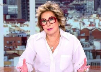 La productora de Ana Rosa niega que la presentadora quiera dejar las tardes