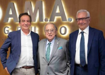 El Dr. Diego Murillo preside la entrega de los XX Premios Científicos