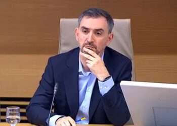 ¿Al servicio de quién?