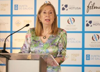 Los empresarios gallegos en Cataluña premian a Ana Pastor