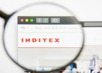 Inditex busca una imagen más sostenible de la mano de Repsol e Iberia