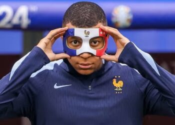 MBAPPÉ FRENA A LA ULTRADERECHA