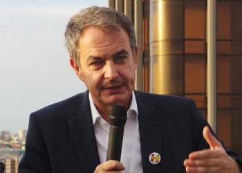 El silencio de Zapatero: un ejemplo de manual de cómo patinar en ‘asuntos públicos’