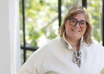 Bárbara Navarro: “Necesitamos saber qué nos mueve y por qué”