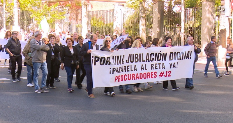 Escasa participación en la manifestación de los abogados que piden la pasarela al RETA