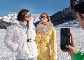 El auge de las agencias independientes: Digital Embassy crece un 30 % gracias a las showexperiences