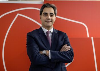 Marcos Caviró: “La comunicación es clave para restablecer el vínculo con la política”