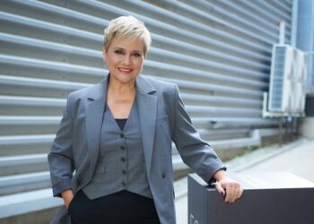 Glòria Serra: “La del líder de Desokupa no es la peor amenaza que hemos recibido”