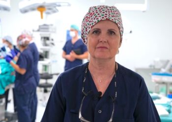 Así es la cirugía en el oído medio que ha revolucionado el sector