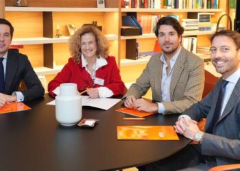 Lobistas y profesionales del entorno jurídico-empresarial firman una alianza