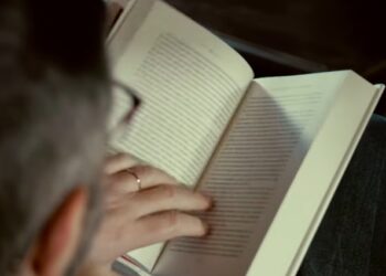 Penguin Random House e IMAGINA redescubren la magia de regalar libros esta Navidad en su nuevo spot