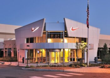 Nike replantea su estrategia para acercar la marca al consumidor