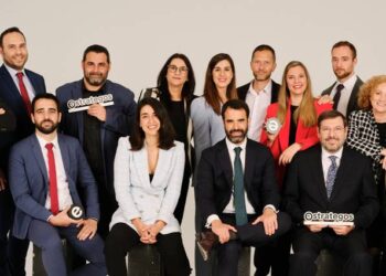 “Mi primer recuerdo político”, el homenaje de Estrategos a la Constitución