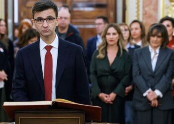 José Pablo López recibe una herencia envenenada de la anterior presidenta