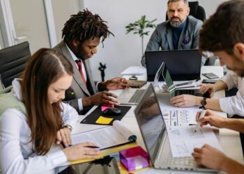 ¿Cuánto importa la multiculturalidad a la hora de hacer comunicación corporativa?