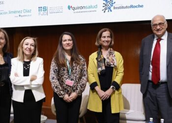 La inclusión de pruebas genómicas en el Sistema Nacional de Salud permite avanzar hacia una medicina más personalizada y precisa