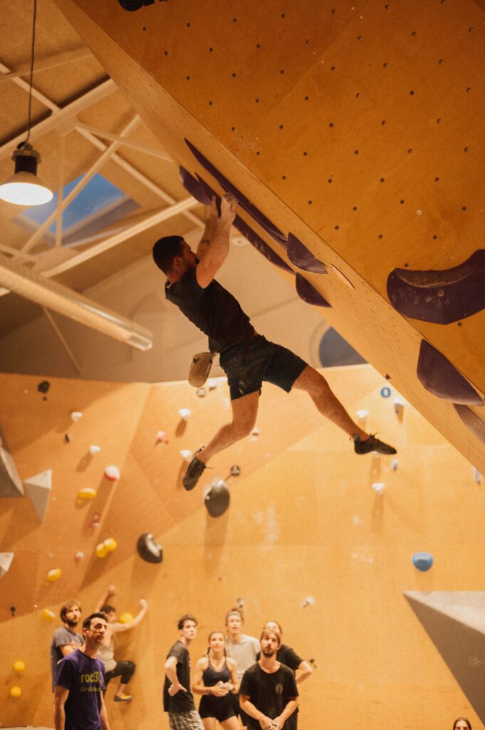 Empieza el 2025 con un nuevo hobby: escalada urbana en Arkose