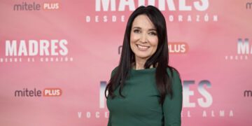 Cruz Sánchez de Lara debuta como presentadora en ‘Madres: desde el corazón’