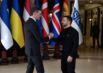 La ‘guerra’ de los apoyos a Ucrania: EE. UU. lo retira, la UE lo ratifica