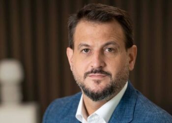 ‘El Confidencial’ echa humo con el desembarco del ‘hijo de la Transición’ y el poder de Luis Enríquez