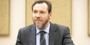 El caos en la red ferroviaria indigna y provoca daños a los españoles