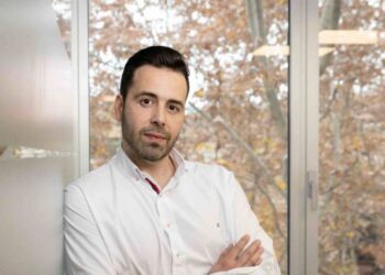 Escucha activa estratégica: La clave para dominar el mercado con IA