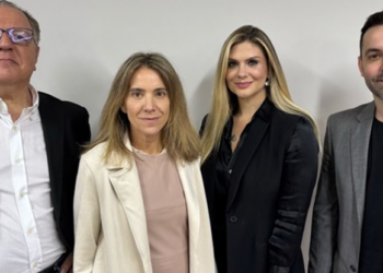 ATREVIA compra la agencia XCOM en Brasil