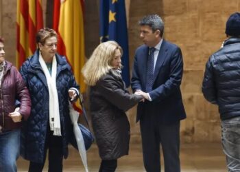 MAZÓN, CON TODAS LAS ASOCIACIONES