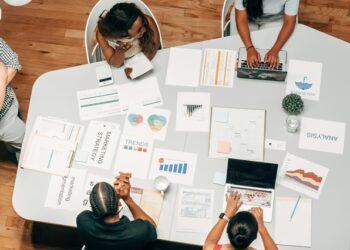 Casi la mitad de los concursos valora el precio por encima de las ideas creativas y las propuestas de las agencias