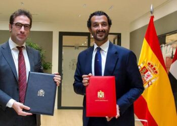 Movilidad, energías, tecnología: España refuerza sus vínculos con Emiratos Árabes