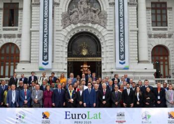 No al proteccionismo: Parlamentarios de Europa y Latinoamérica defienden el libre comercio