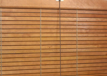 Persianas de madera: elegancia natural que marca tendencia en la decoración