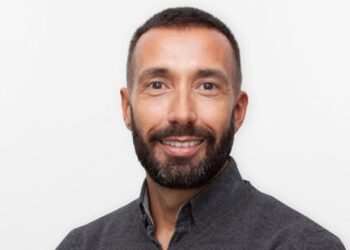 Burson lanza una solución basada en IA que mide el impacto de la reputación en los resultados económicos