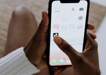 TikTok y las notas de prensa: ¿conviven o se extinguen mutuamente?