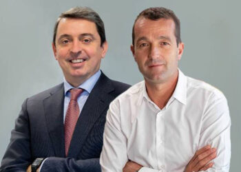 La otra guerra entre Indra y Santa Bárbara se libra en la Comunicación, con UTE y todo