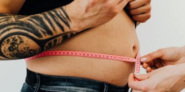 ¿Es posible predecir el riesgo de obesidad adulta desde la infancia?