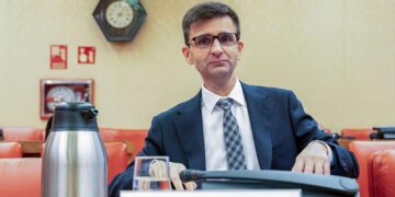 El ‘ABC’ insiste en su cruzada contra RTVE y su “tono extremo”