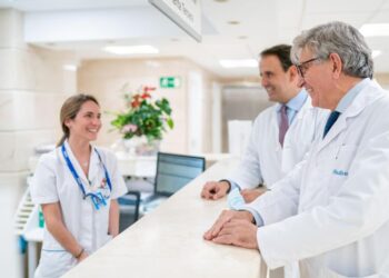 El Hospital Ruber Internacional incorpora técnicas robóticas y dispositivos innovadores para el tratamiento de la Hiperplasia Benigna de Próstata (HBP)