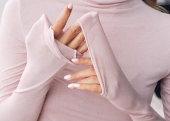 Hunkemöller eleva los básicos con sus tops súper suaves con cashmere, perfectos para cualquier look