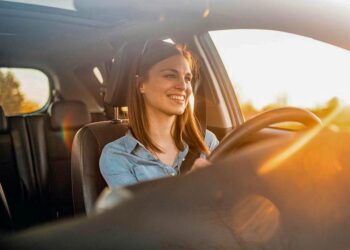 Telefónica Tech proporciona la conectividad a más del 70% de las balizas V-16 certificadas por la DGT