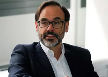 De Ayuso a Mazón, Garea se la lía a Pedrojota y Cruz en ‘El Español’