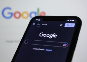 Enfado en los medios con Google por presunto monopolio y vínculos con el Gobierno