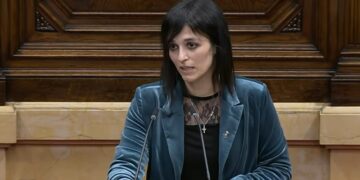 Despachos y medios catalanes echan humo con el ascenso de Silvia Orriols