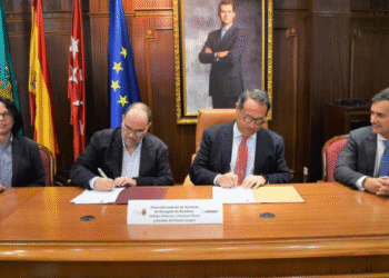 Urbaser refuerza su presencia en Madrid con la renovación de los contratos de limpieza viaria y gestión de residuos en Villaviciosa de Odón y Arroyomolinos