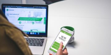 Kronjop destaca el valor del registro horario digital como ventaja competitiva para atraer talento