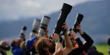 Así fue el periodismo en 2025: mucho ruido mediático y la confianza ciudadana al límite