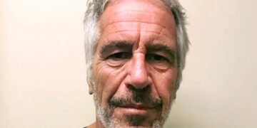 EL SILENCIO DE LA PRENSA ESPAÑOLA SOBRE EPSTEIN
