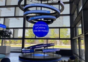 LaCabina: el espacio donde 30.000 profesionales prueban hoy la tecnología que transformará su negocio mañana