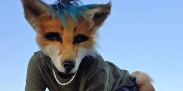 AULLANDO COMO LOBAS CON THERIAN